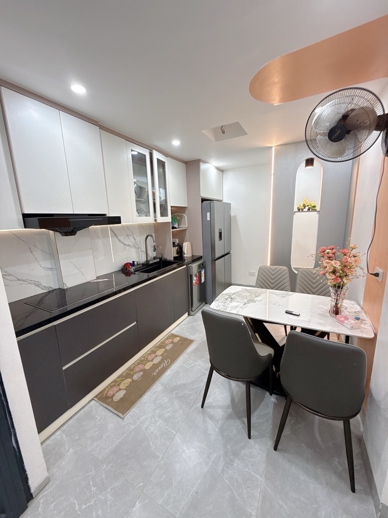 BÁN NHÀ TRƯƠNG ĐỊNH – 34M² – MT 3.3M – 5 TẦNG – 4 NGỦ – 10M RA Ô TÔ