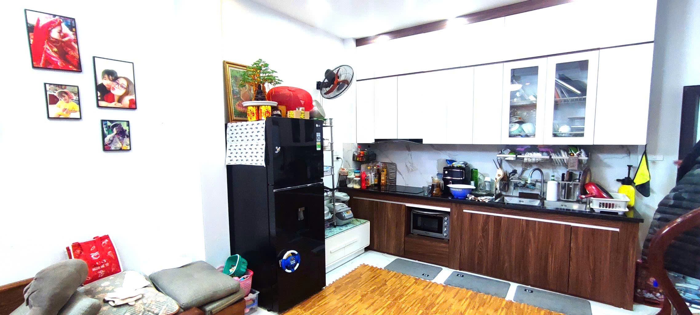 NHÀ MỚI ĐẸP Ở LUÔN - FULL NỘI THẤT XỊN - Ô TÔ ĐỖ CỔNG - 20M RA PHỐ - TIỆN ÍCH BẠT NGÀN