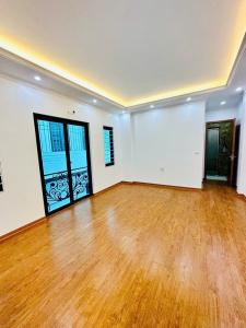 ‼️Chỉ 7.8 tỷ có nhà Hoàng Quốc Việt -   LÔ GÓC - NHÀ MỚI - THANG MÁY CHẠY VÈO VÈO