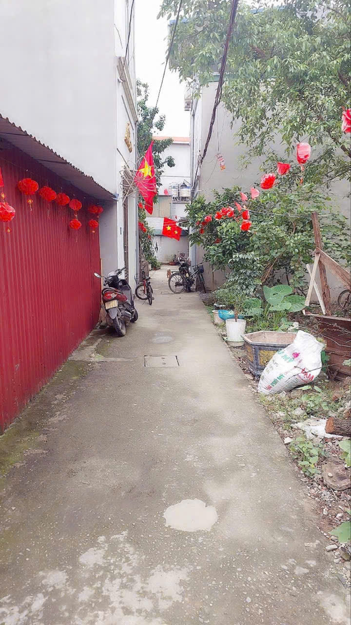 Đất đẹp 60m2, giá chỉ 2.36 tỷ, Gần ngõ ô tô lớn, Trung tâm Phú Thị, Chợ Sủi sầm uất