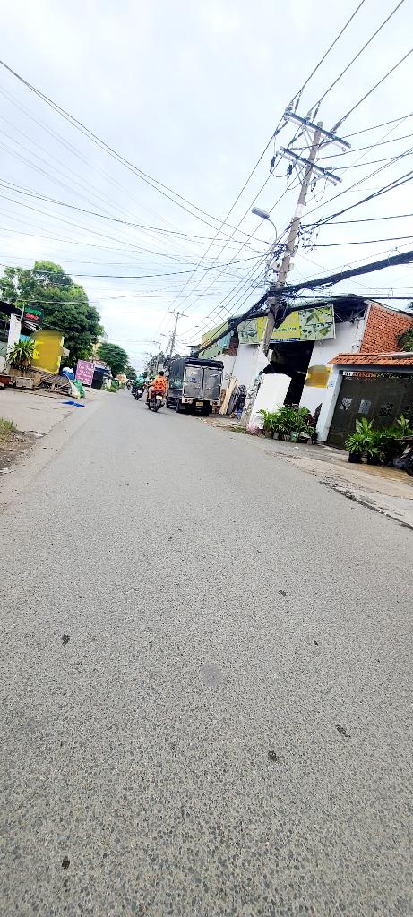 NHÀ MẶT TIỀN KHU VỰC BÌNH TRỊ ĐÔNG KINH DOANH SẦM UẤT