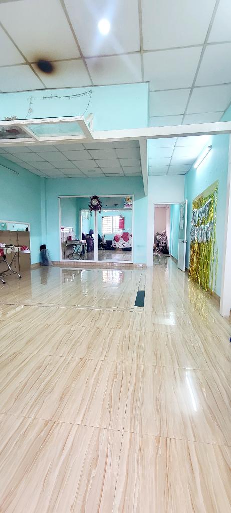 NHÀ MẶT TIỀN KHU VỰC BÌNH TRỊ ĐÔNG KINH DOANH SẦM UẤT