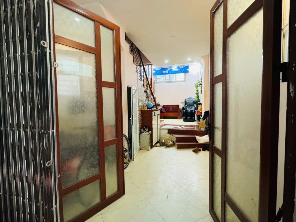 B,ÁN NHÀ 5 TẦNG PHỐ TỰU LIỆT