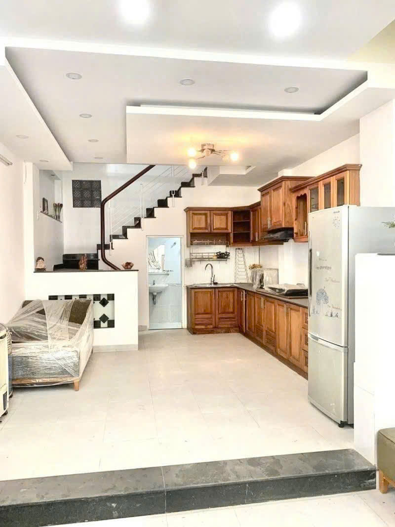 BÌNH THẠNH - NGUYỄN VĂN ĐẬU - 4 TẦNG - 5 PHÒNG - HẺM 4M - THU NHẬP GẦN 360TR/NĂM (~5%) - NHỈNH 7 TỶ