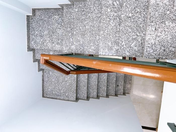 Quận 1 - Bán Nhà Trần Hưng Đạo - DT 33m2 (5m x7m) - 4 Tầng - Giá 5.3 tỷ.