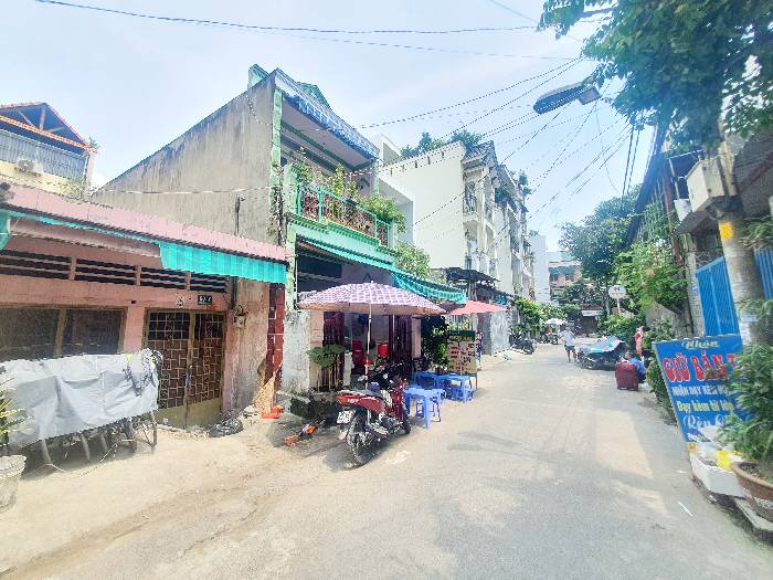 Nhà cấp 4 quận 12 . Giá 5.25 tỷ giá nhỉnh