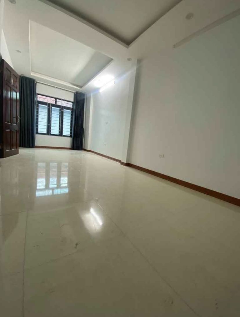 Căn nhà Hà Đông 4 tầng này có gì mà xem xong ai cũng muốn về ở?