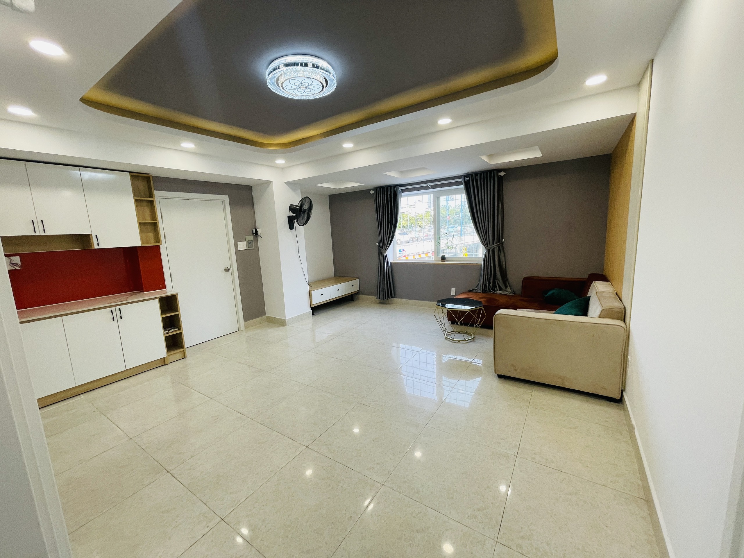 Căn Hộ Chung Cư Miếu Nổi - 2 PN 2 WC - Ban Công View Bờ Sông - 64m2 - Ngay Quận 1 - Chỉ Nhỉnh 3 Tỷ