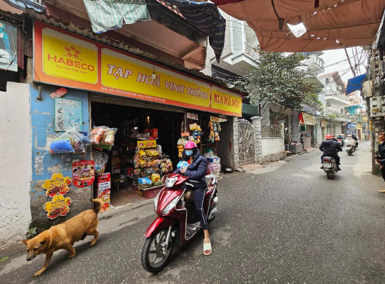 70M2 NGÕ Ô TÔ ĐỖ CỬA - SÁT KÊNH - KHU VỰC ĐÔNG DÂN CƯ