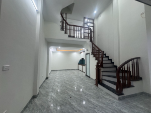 Căn hiếm có tại Thanh Trì – Nhà 5 tầng full nội thất, chỉ 5,8 tỷ