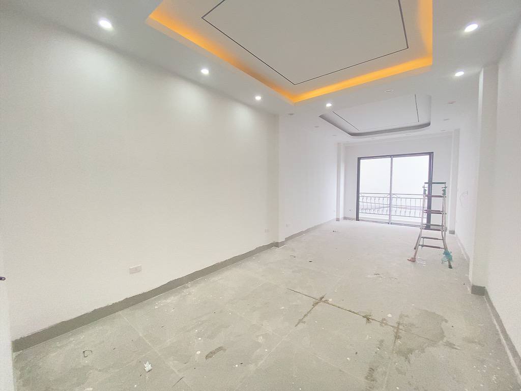 NHÀ HIẾM - DƯƠNG NỘi - Ô TÔ  VÀO NHÀ- KINH DOANH ĐỈNH - XÂY ĐƠN LẬP - SÁT AEON HÀ ĐÔNG