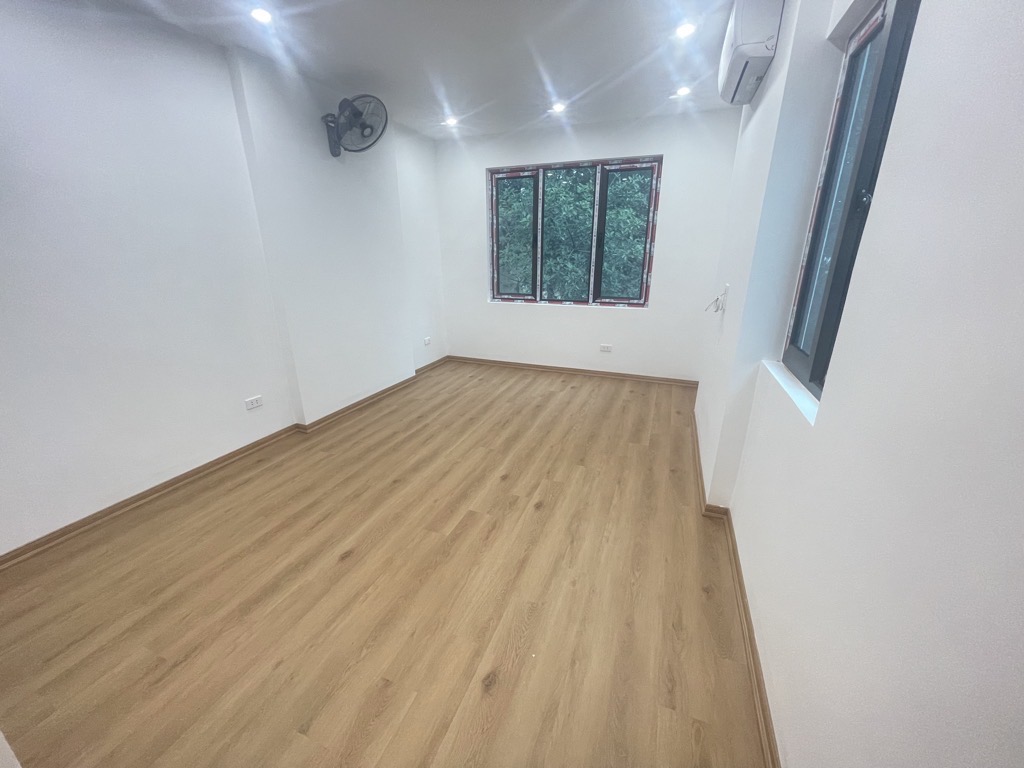 ĐỐNG ĐA - PHỐ - ĐẸP - MỚI - YÊN TĨNH - Ô TÔ ĐỖ CỬA - 25m2 - 7,25 Tỷ