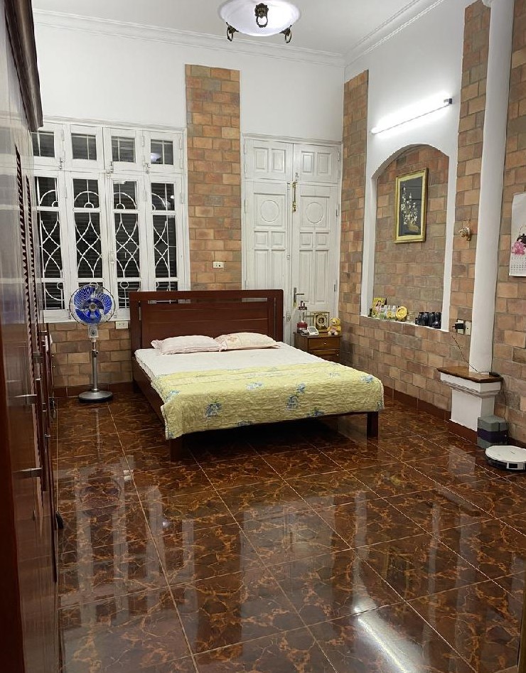 BÁN NHÀ SIÊU HOT TÂY SƠN - Ô TÔ ĐỖ CỬA - 80m2 - Gần 20Tỷ