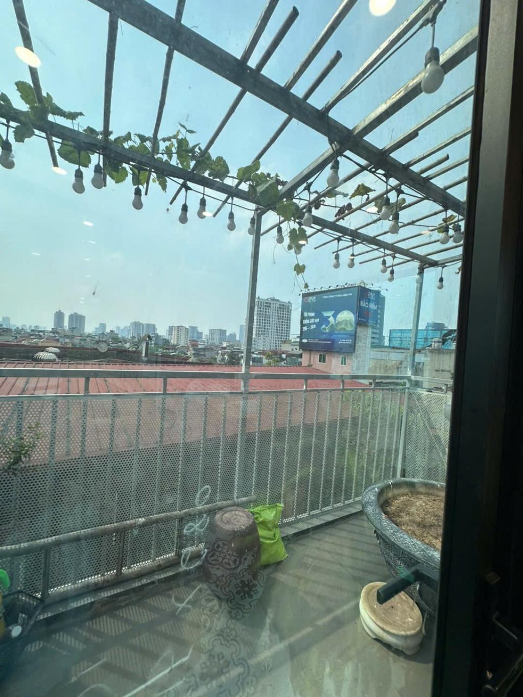 BÁN NHÀ TÂY SƠN - 5m RA PHỐ - 45,3m2 - 16 Tỷ