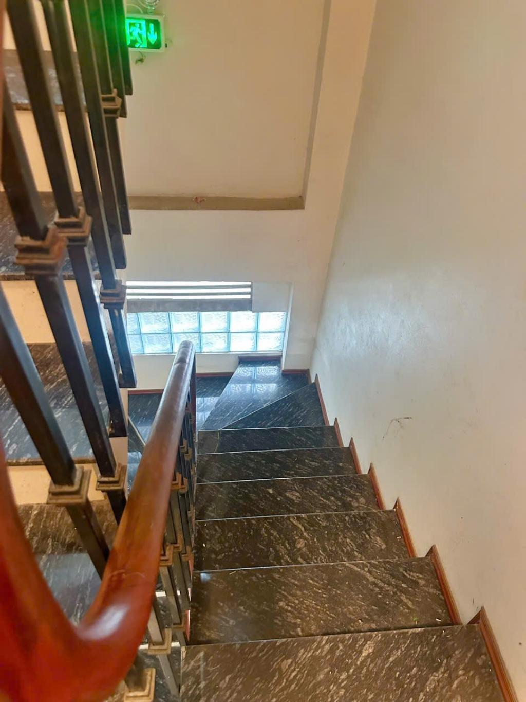 NGUYỄN CHÍ THANH - Ô TÔ ĐỖ CỬA - 45m2 -16 Tỷ