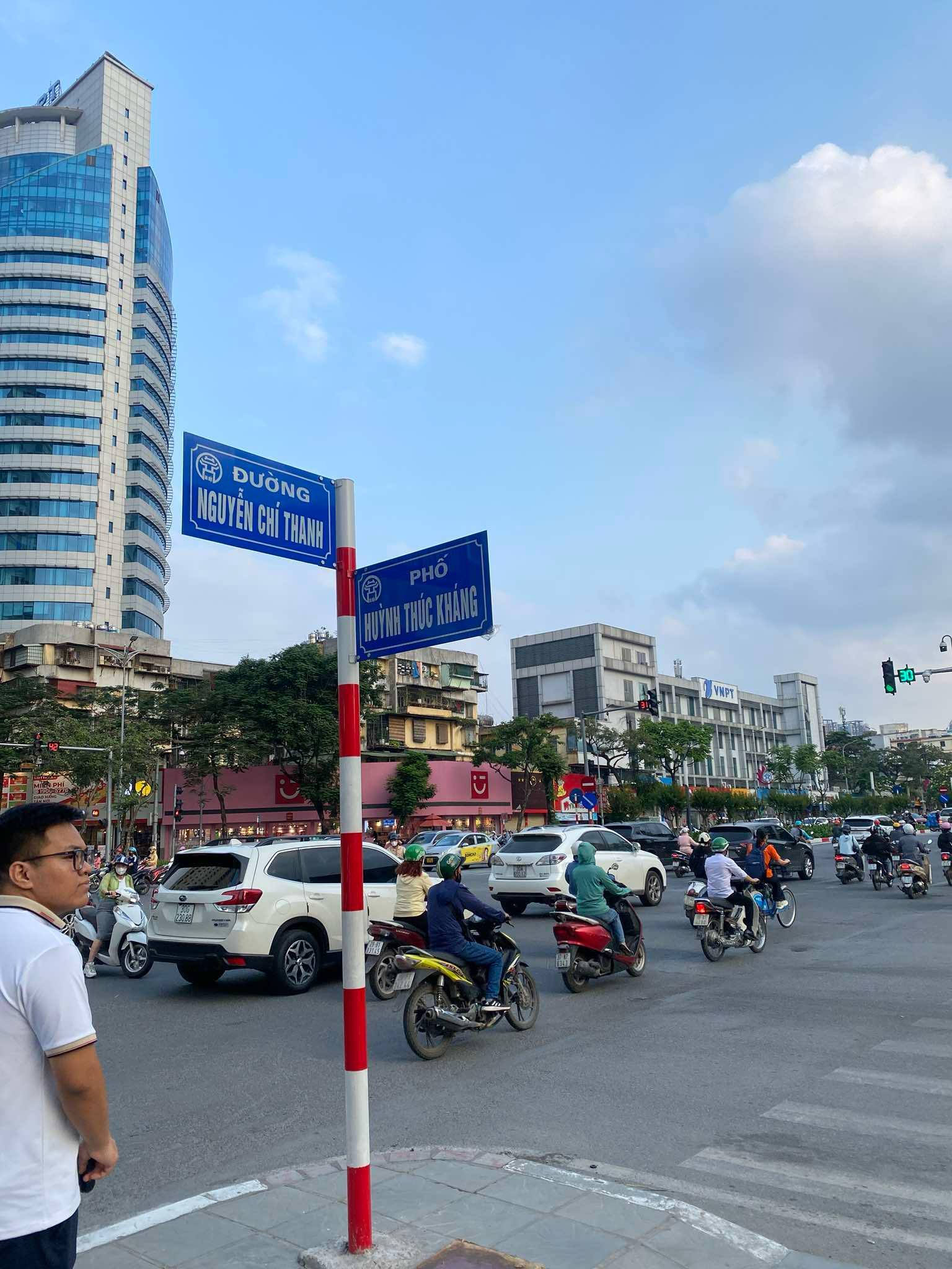 “TRỨNG VÀNG” - MẶT PHỐ HOT - RẺ NHƯ MẶT NGÕ - ĐẦU TƯ - 45m2 - CHỈ 14 Tỷ