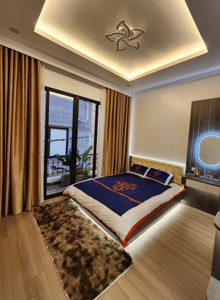 BÁN NHÀ HOÀNG CẦU - “ĐẸP NHƯ TIÊN” - 40m2 - 17 Tỷ