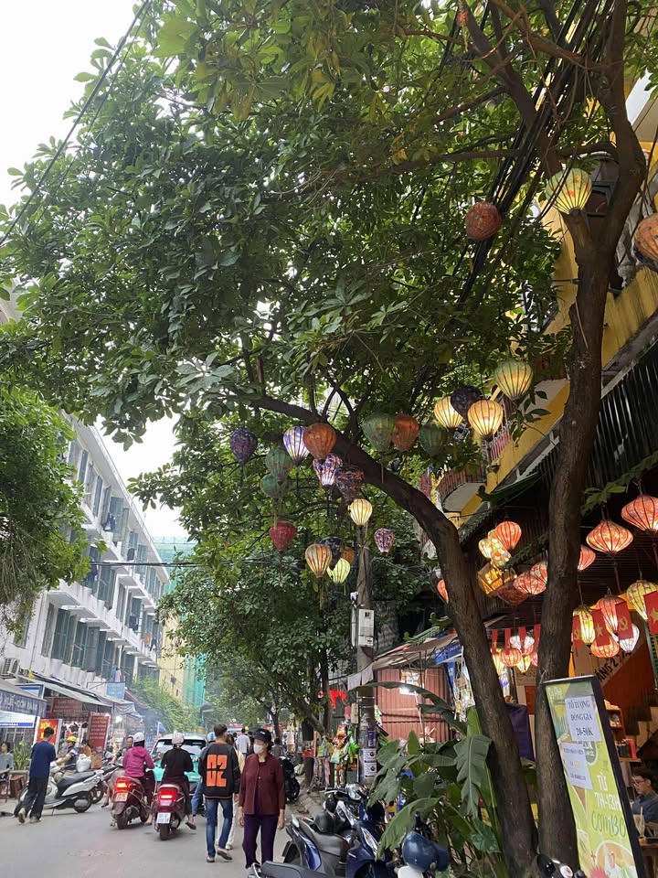 BÁN NHÀ TÂY SƠN - LEXUS NGỦ NHÀ - LỘC PHÁT VÔ CÙNG - 68m2 - 20,5 Tỷ