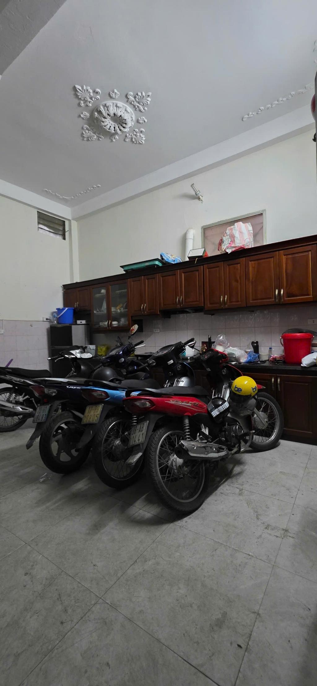 BÁN NHÀ HÀNG HIẾM 1 CHỦ TỪ ĐẦU - TRUNG TÂM ĐỐNG ĐA - 40m2 - 10 TỶ