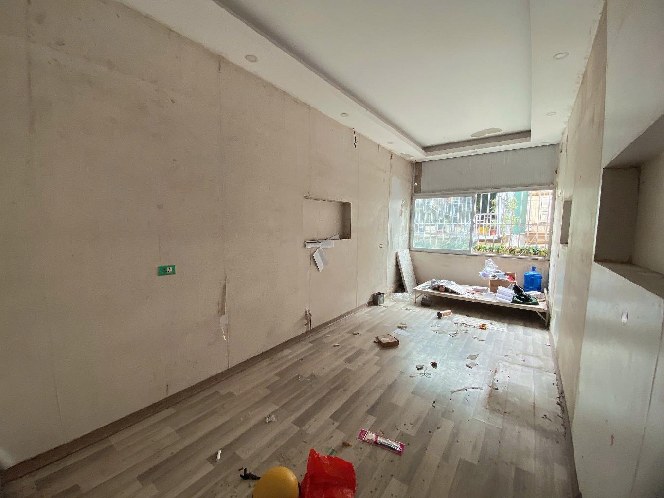 BÁN ĐẤT TẶNG NHÀ PHỐ HUỲNH THÚC KHÁNG - ĐẦU TƯ CỰC AN TOÀN - 50m2 -12,6 TỶ