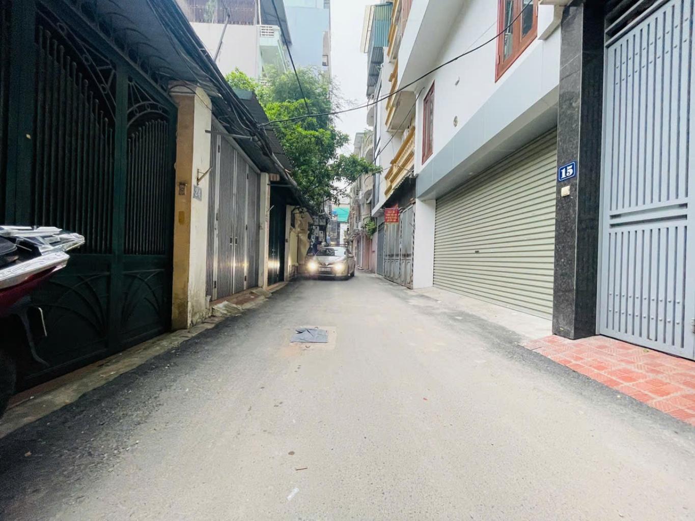 BÁN ĐẤT TẶNG NHÀ PHỐ HUỲNH THÚC KHÁNG - ĐẦU TƯ CỰC AN TOÀN - 50m2 -12,6 TỶ