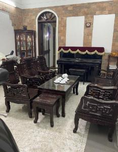 BÁN NHÀ SIÊU HOT TÂY SƠN - Ô TÔ ĐỖ CỬA - 80m2 - Gần 20Tỷ