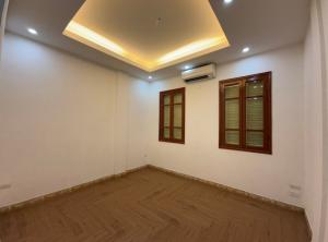 SÁT VÁCH MẶT PHỐ - ĐỐNG ĐA - ĐẸP VÀ ẤM CÚNG - 28m2 - 7,3 Tỷ