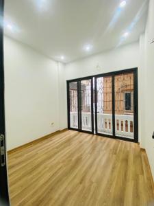 BÁN NHÀ ĐỐNG ĐA - Ở LUÔN - ĐẸP - THOÁNG - 31m2 - 7,5 Tỷ