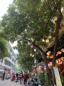 BÁN NHÀ TÂY SƠN - LEXUS NGỦ NHÀ - LỘC PHÁT VÔ CÙNG - 68m2 - 20,5 Tỷ