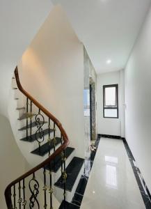 BÁN NHÀ PHỐ ĐẶNG TIẾN ĐÔNG - Ô TÔ NGỦ NGÀY ĐÊM - 7 TẦNG THANG MÁY - 42m2 - 13,8 TỶ