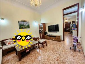 BÁN SIÊU PHẨM CỰC HIẾM PHỐ CHÙA BỘC - MẶT TIỀN RỘNG - Ô TÔ NGỦ NHÀ - 80m2 - 21 TỶ