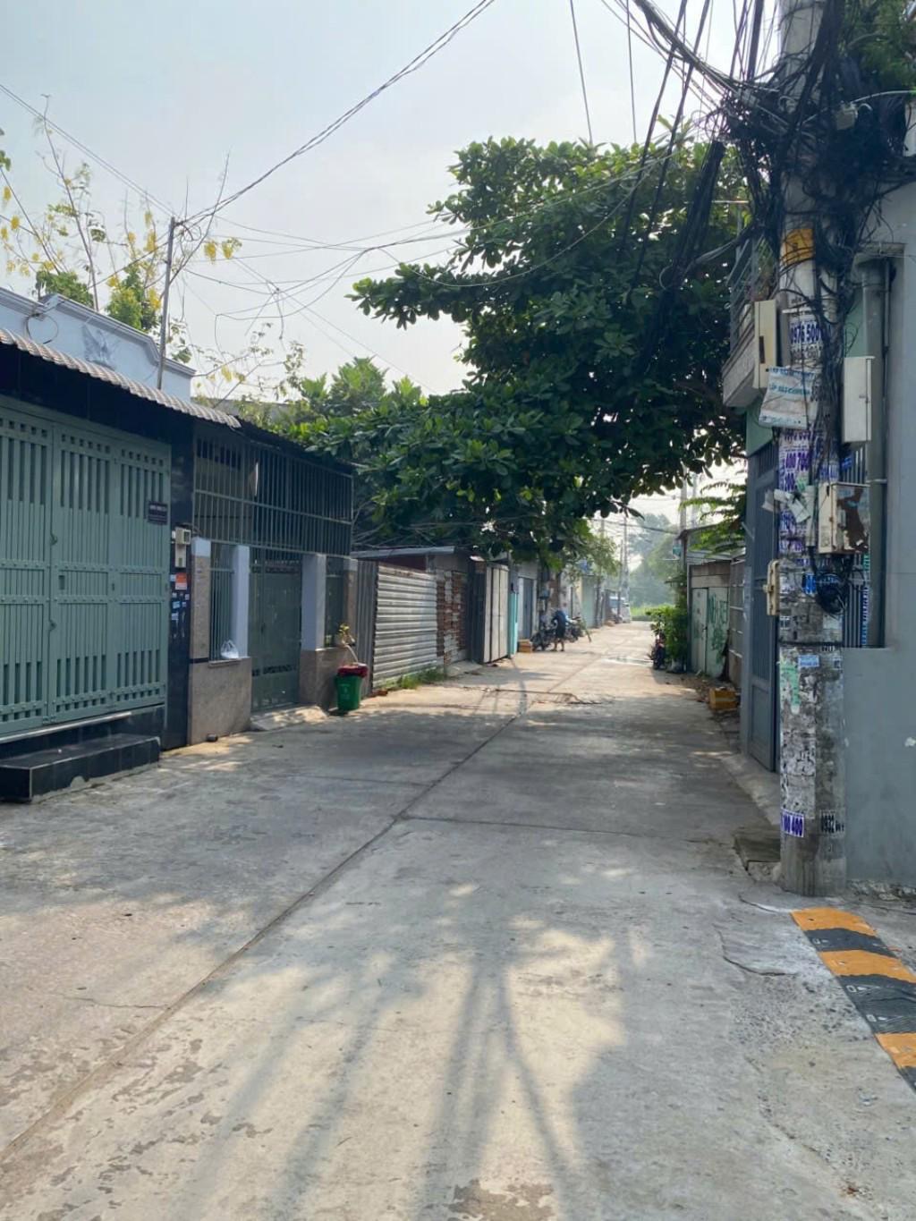 BÁN NHÀ 90m2 HXH 8m CHỈ 3.5Tỷ NGUYỄN ẢNH THỦ HÓC MÔN Q12