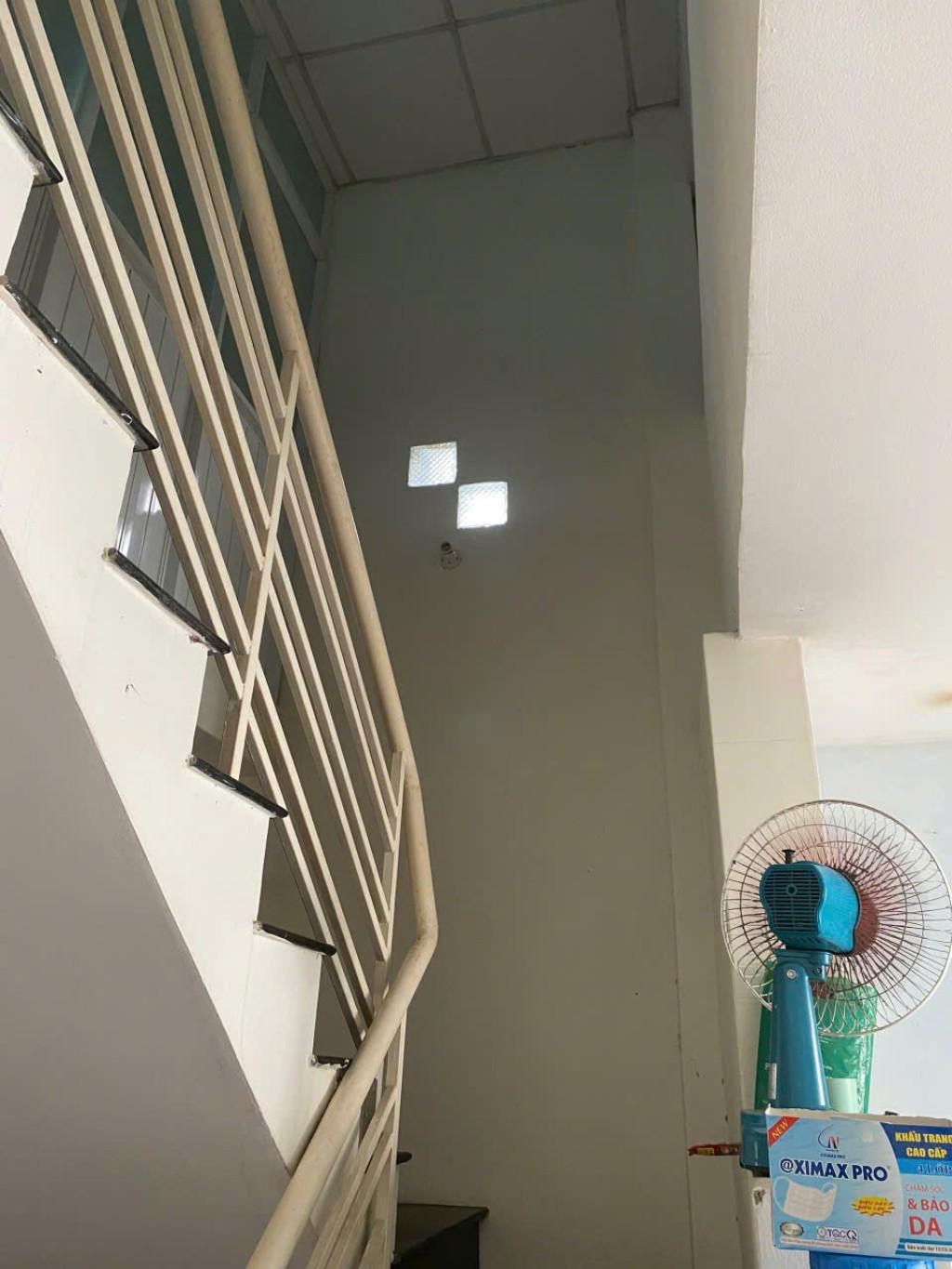 NHÀ DIỆN TÍCH LỚN HXT 4x11 chỉ hơn 3tỷ xíu TÂN CHÁNH HIỆP Q12