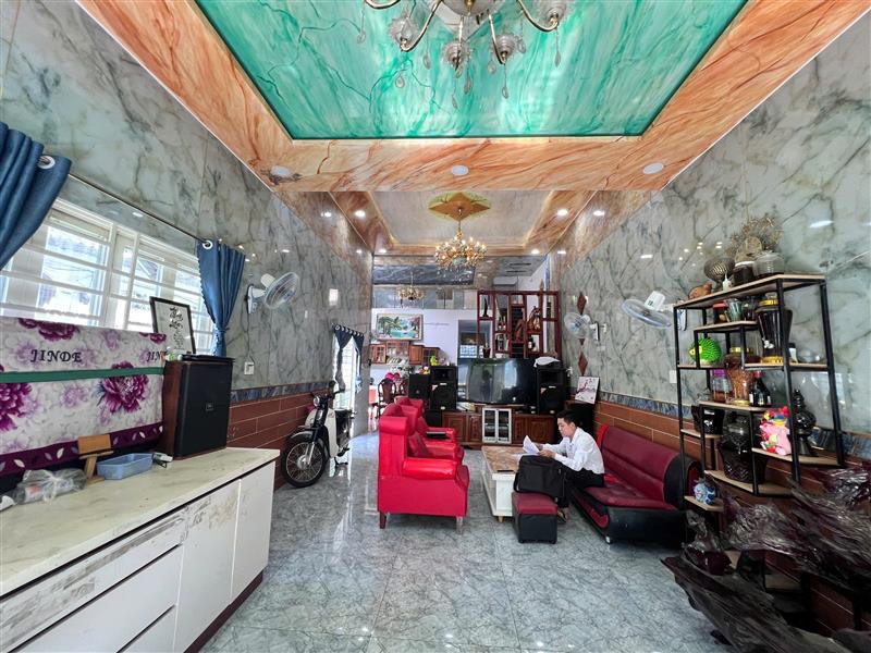 BIỆT THỰ NGAY PHAN VĂN HỚN BÀ ĐIỂM HÓC MÔN 6.3x31m HXH CHỈ 6Tỷ