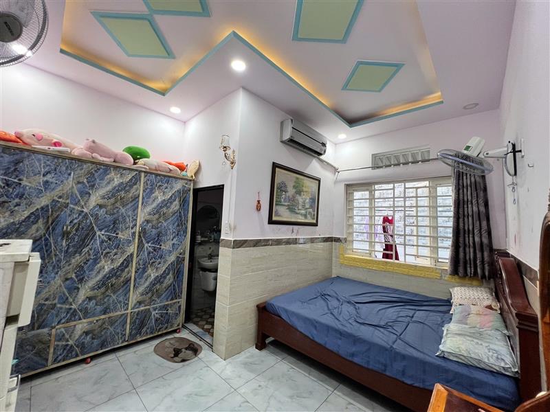 BIỆT THỰ NGAY PHAN VĂN HỚN BÀ ĐIỂM HÓC MÔN 6.3x31m HXH CHỈ 6Tỷ