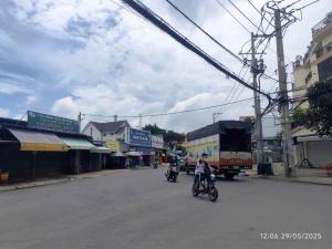 BÁN ĐẤT TẶNG NHÀ 108m2 chỉ hơn 4tỷ TÂN CHÁNH HIỆP Q12