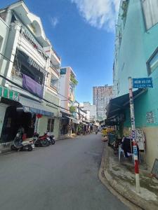 Bán nhà Trần Văn Cẩn Quận Tân Phú 77m2