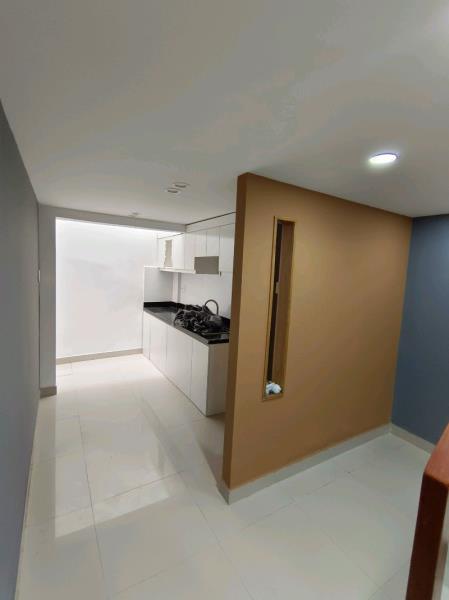 KẸT TIỀN BÁN GẤP NHÀ HẺM CMT8 QUẬN 10 44M GIÁ CHỈ 4.35 TỶ HẺM THÔNG XÂY 3 LẦU