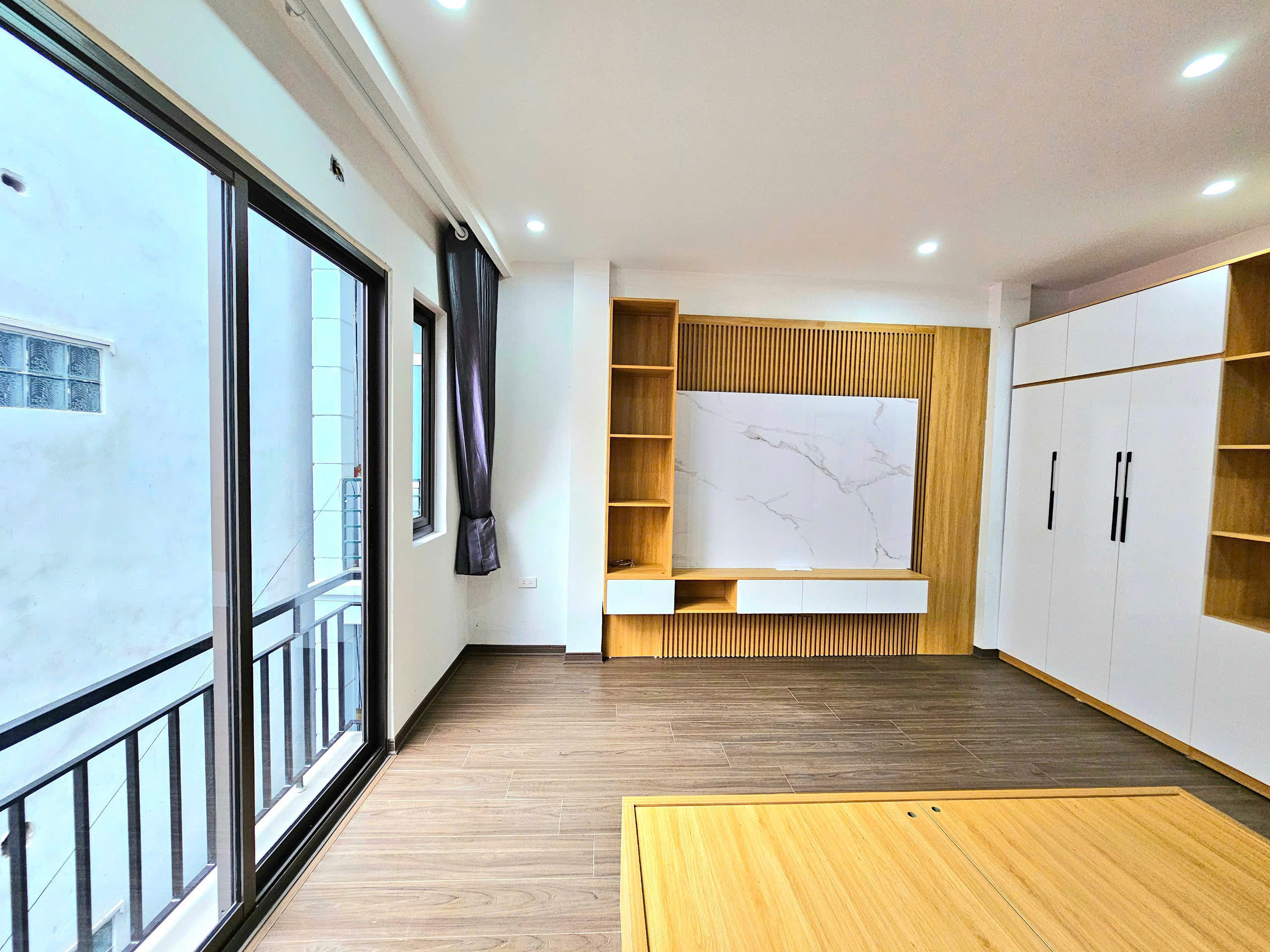 Chính chủ bán nhà ở 207 Xuân Đỉnh, xây mới 100%, có thang máy