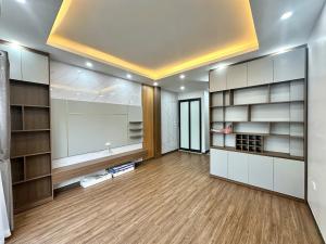 Chính chủ bán nhà ở An Dương Vương, xây mới 100%, có thang máy