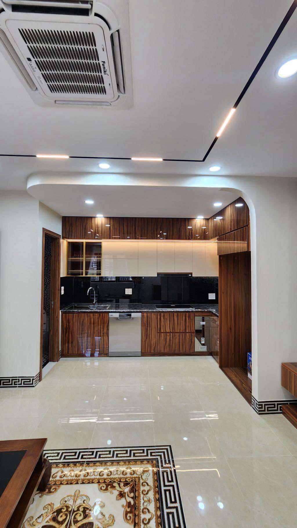 Nhà 2 mặt tiền phố Cự Lộc-Thanh Xuân