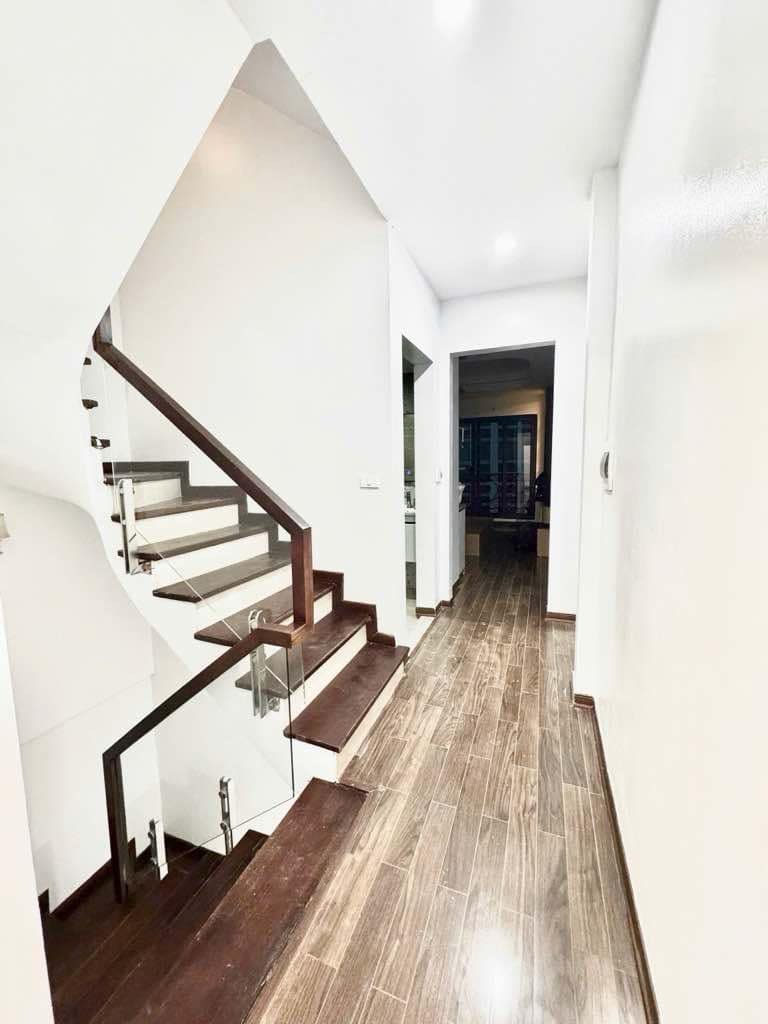 Nhà ĐẸP tại ngõ 79 Cầu Giấy-siêu hiếm vị trí đẹp