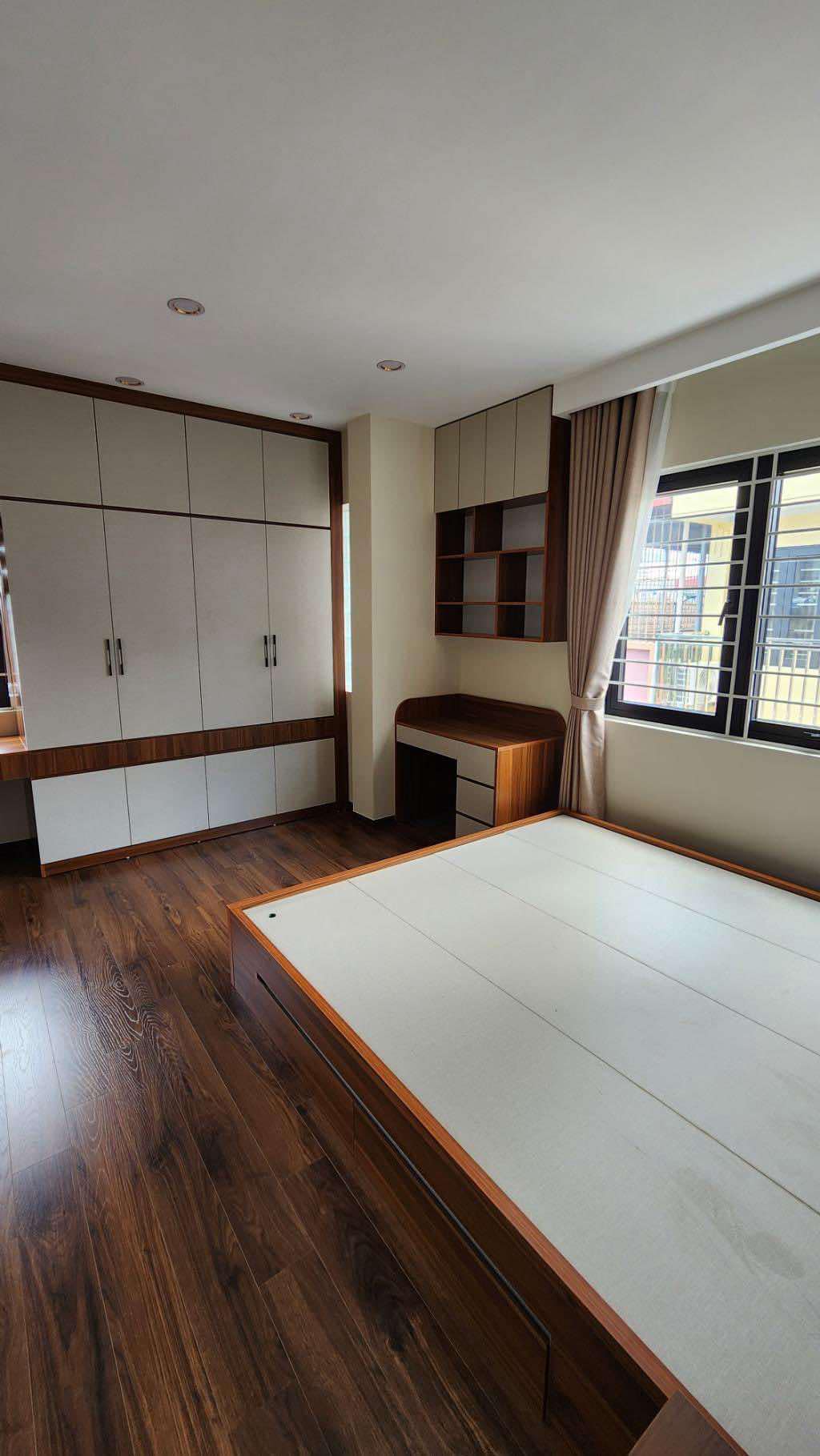 Nhà 2 mặt tiền phố Cự Lộc-Thanh Xuân