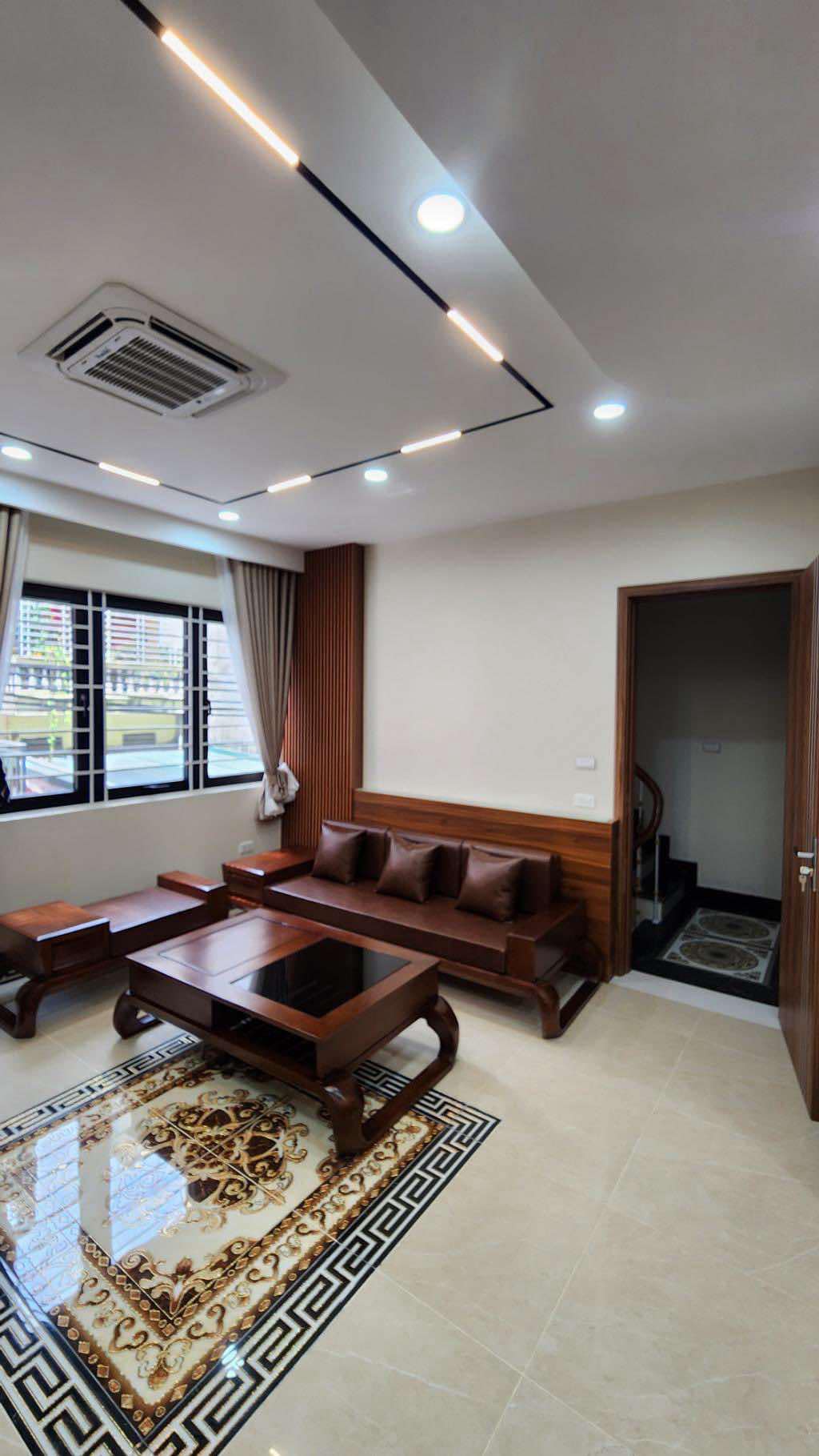 Nhà 2 mặt tiền phố Cự Lộc-Thanh Xuân