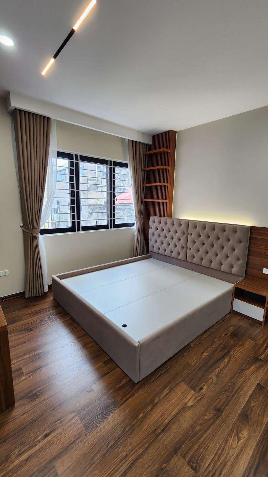 Nhà 2 mặt tiền phố Cự Lộc-Thanh Xuân