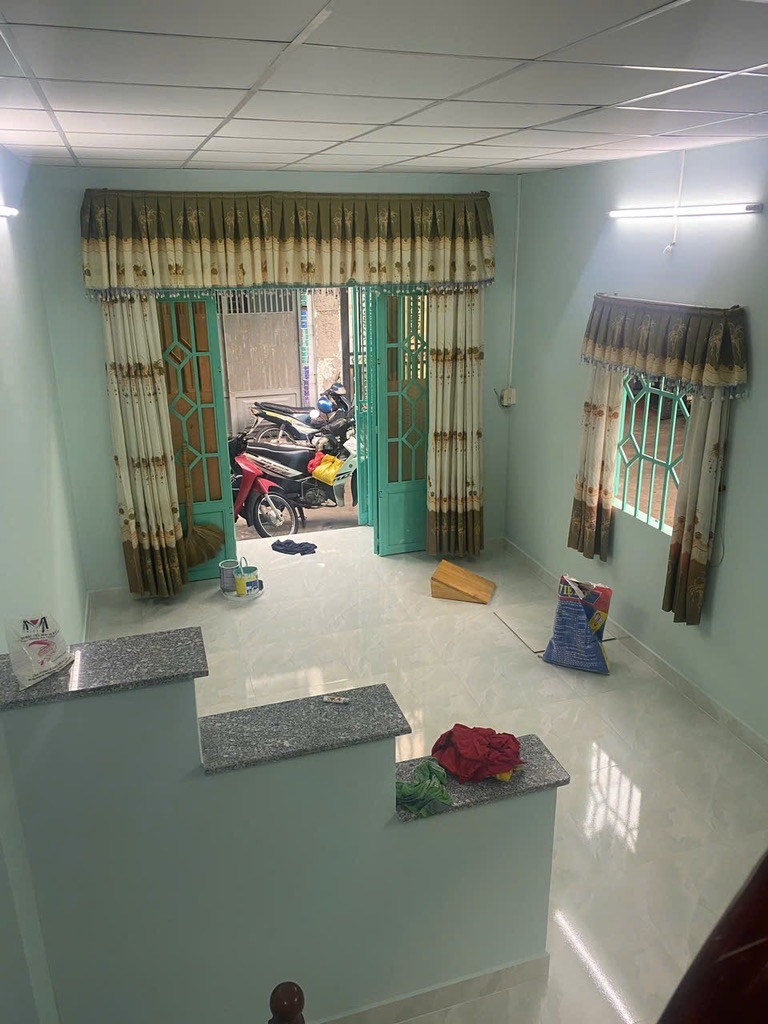 Bán nhà chính chủ, sổ hồng riêng pháp lý chuẩn, xe hơi đậu cửa