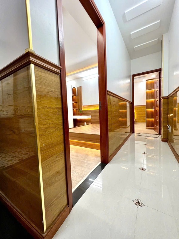 Nhà đẹp kiên cố hẻm xe hơi ngang 10m hiếm