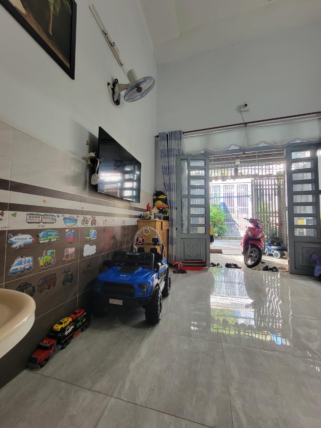 GIẢM 250tr CHỦ GẤP BÁN 4x15m sổ cất két hỗ trợ vay BANK