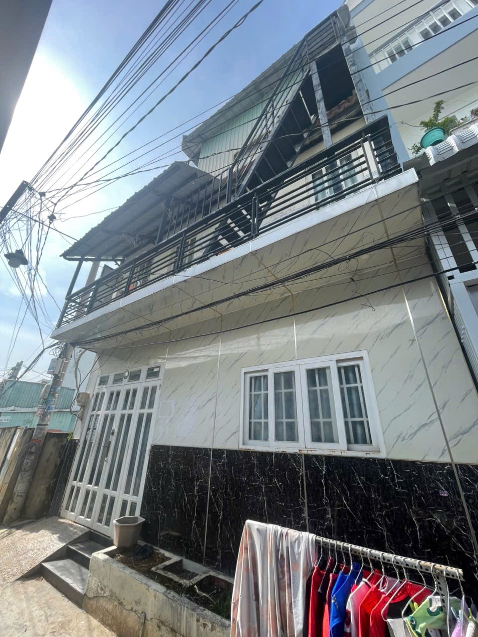 Bán nhà ngang khủng - cơ hội hiếm có giá bất ngờ