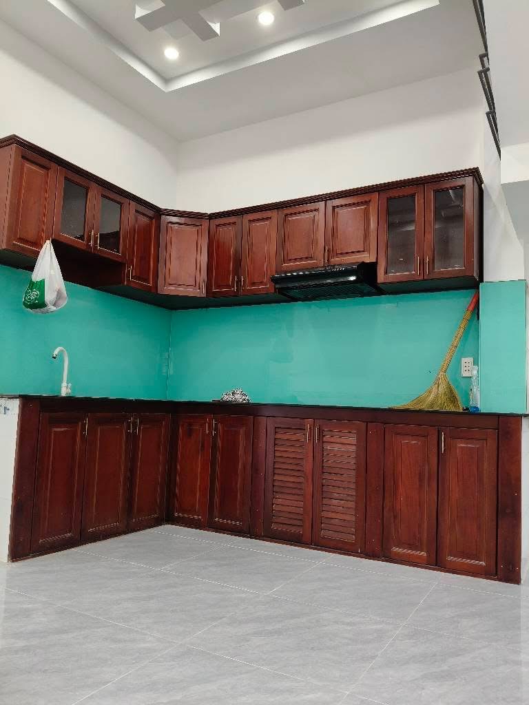 LÔ GỐC 3 MẶT TIỀN CHỈ 5,2 tỷ - HẺM XE HƠI VÀO Ở NGAY ĐƯỜNG TÂN CHÁNH HIỆP QUẬN 12